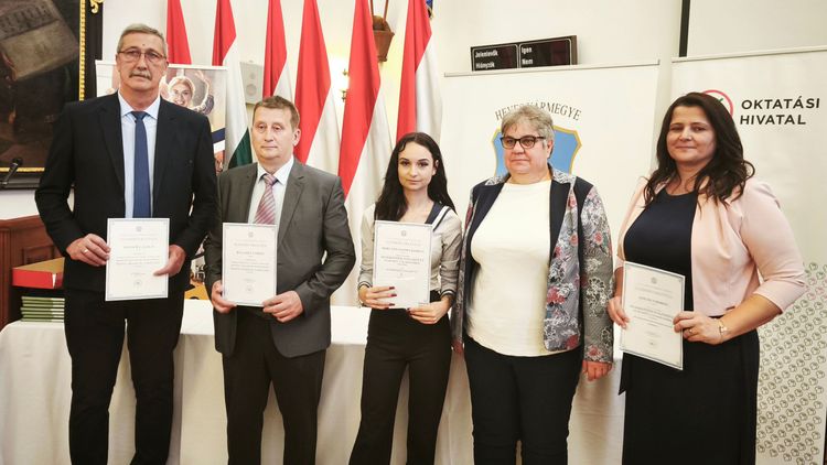Elismerések a Vármegyeházán
